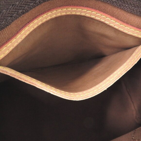 LOUIS VUITTON Brown Monogram Speedy 25 Bag - Picture 8 of 9